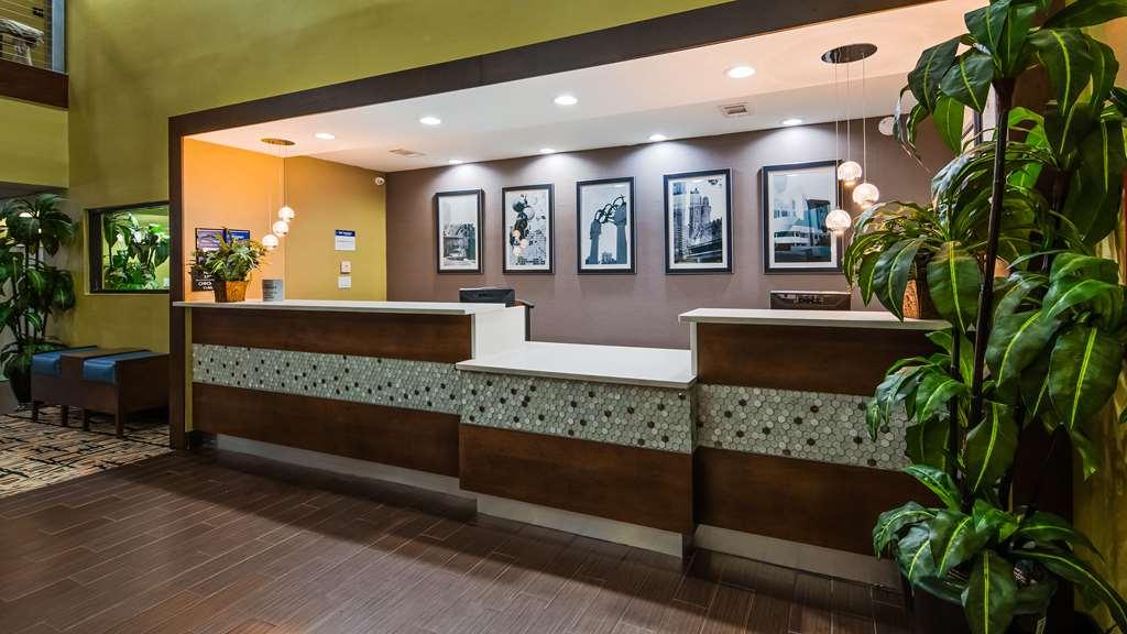 Best Western Plus Mcdonough Inn & Suites Ngoại thất bức ảnh
