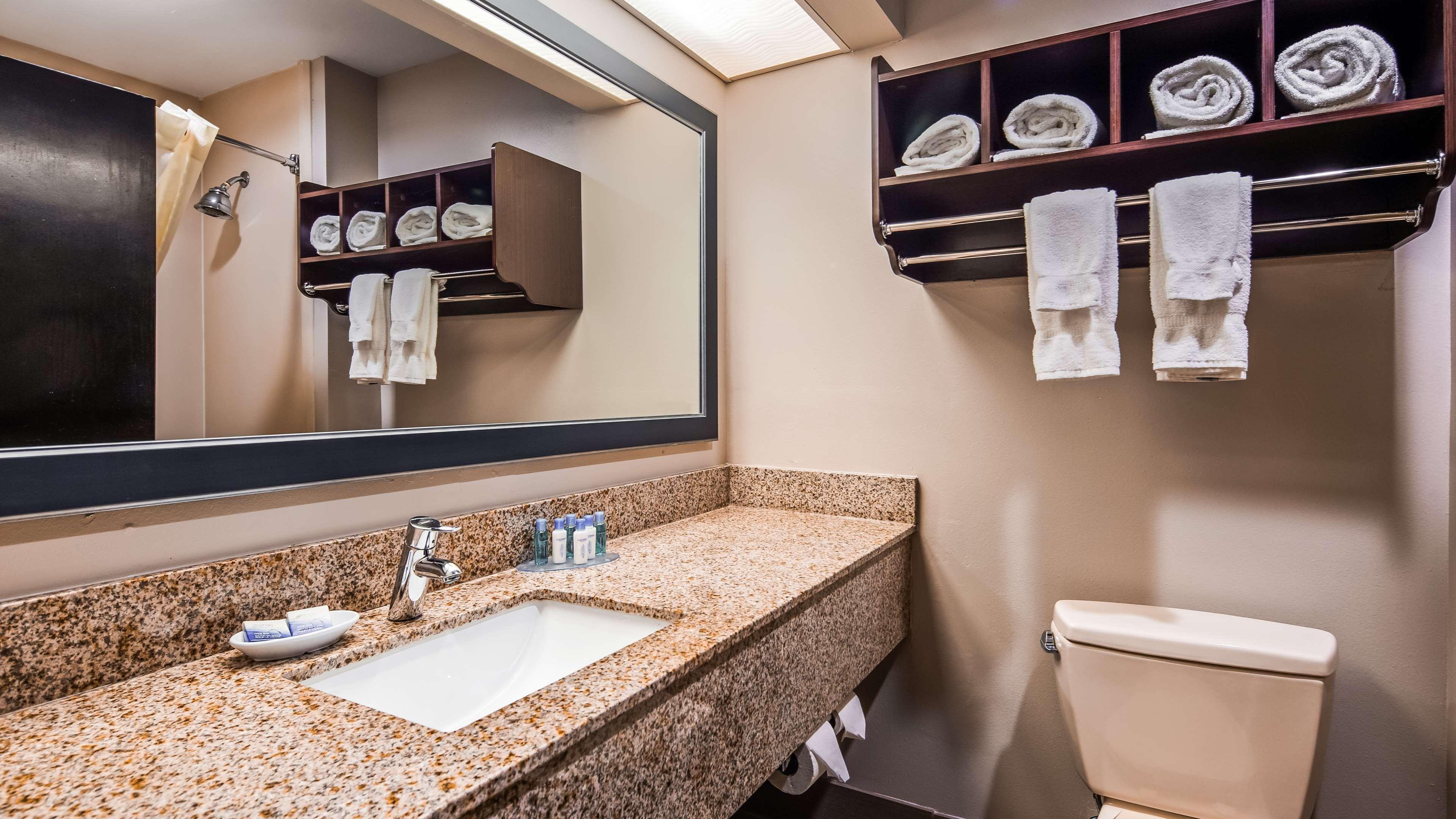 Best Western Plus Mcdonough Inn & Suites Ngoại thất bức ảnh